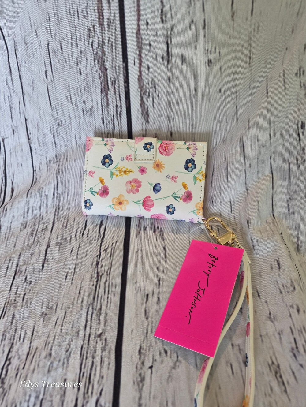 Betsey Johnson Floral Wristlet Wallet NWT Compact Bifold Heart Snap MSRP $54 - Picture 5 of 9